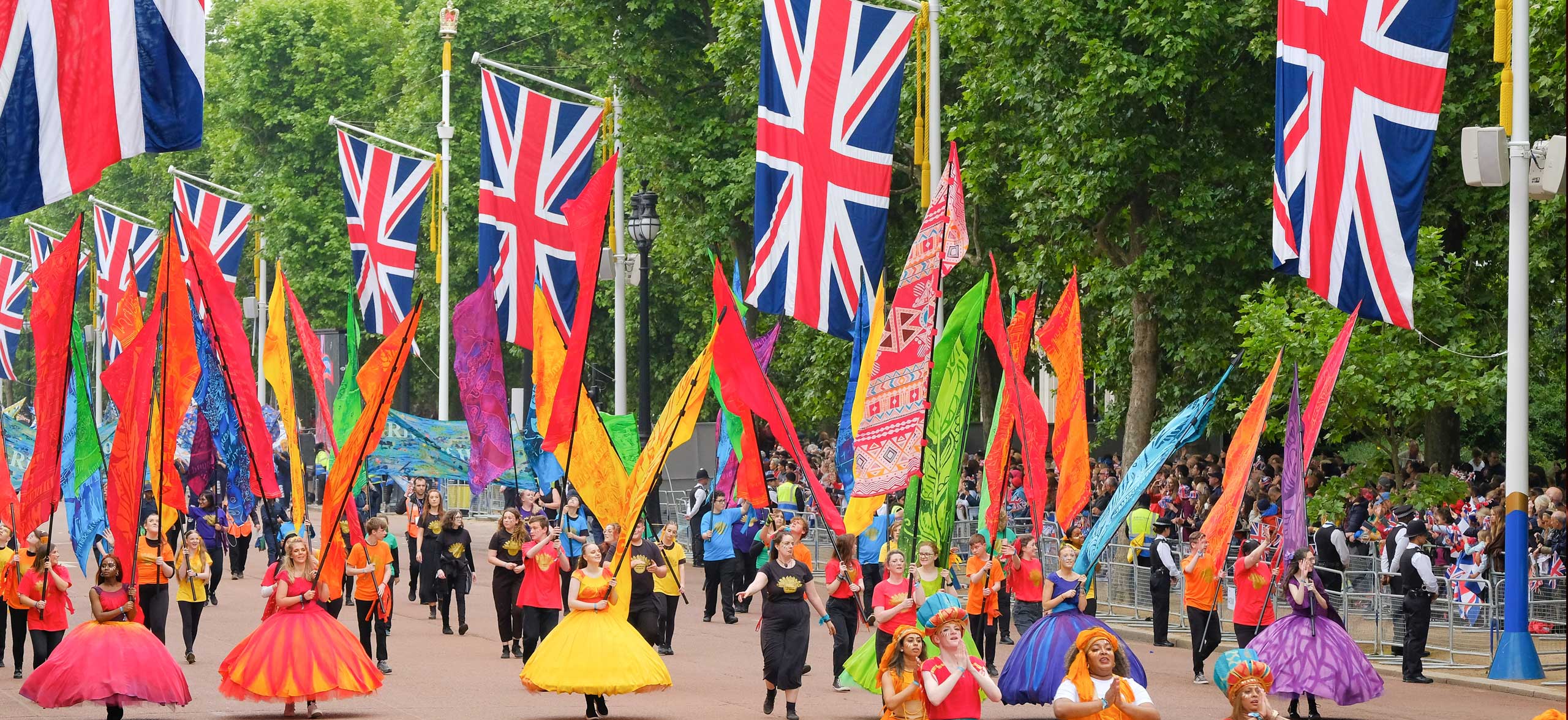 Thje-Vale-Jubilee-Parade